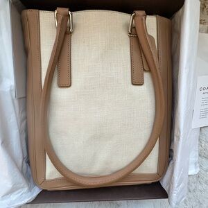 Vintage “2001” Coach Beige and linen Bonnie  bucket Bag